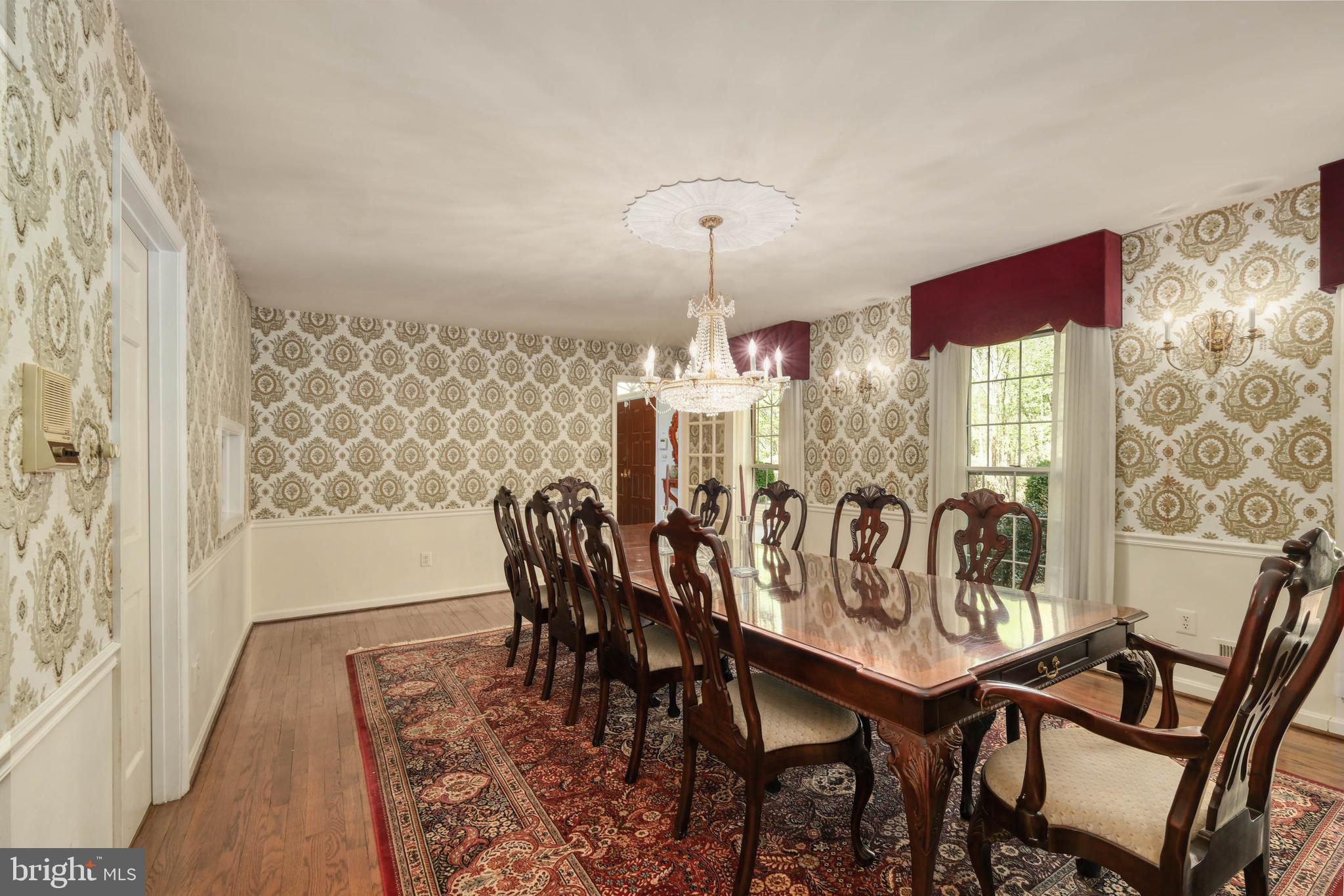 10525 SUMMERWIND LANE