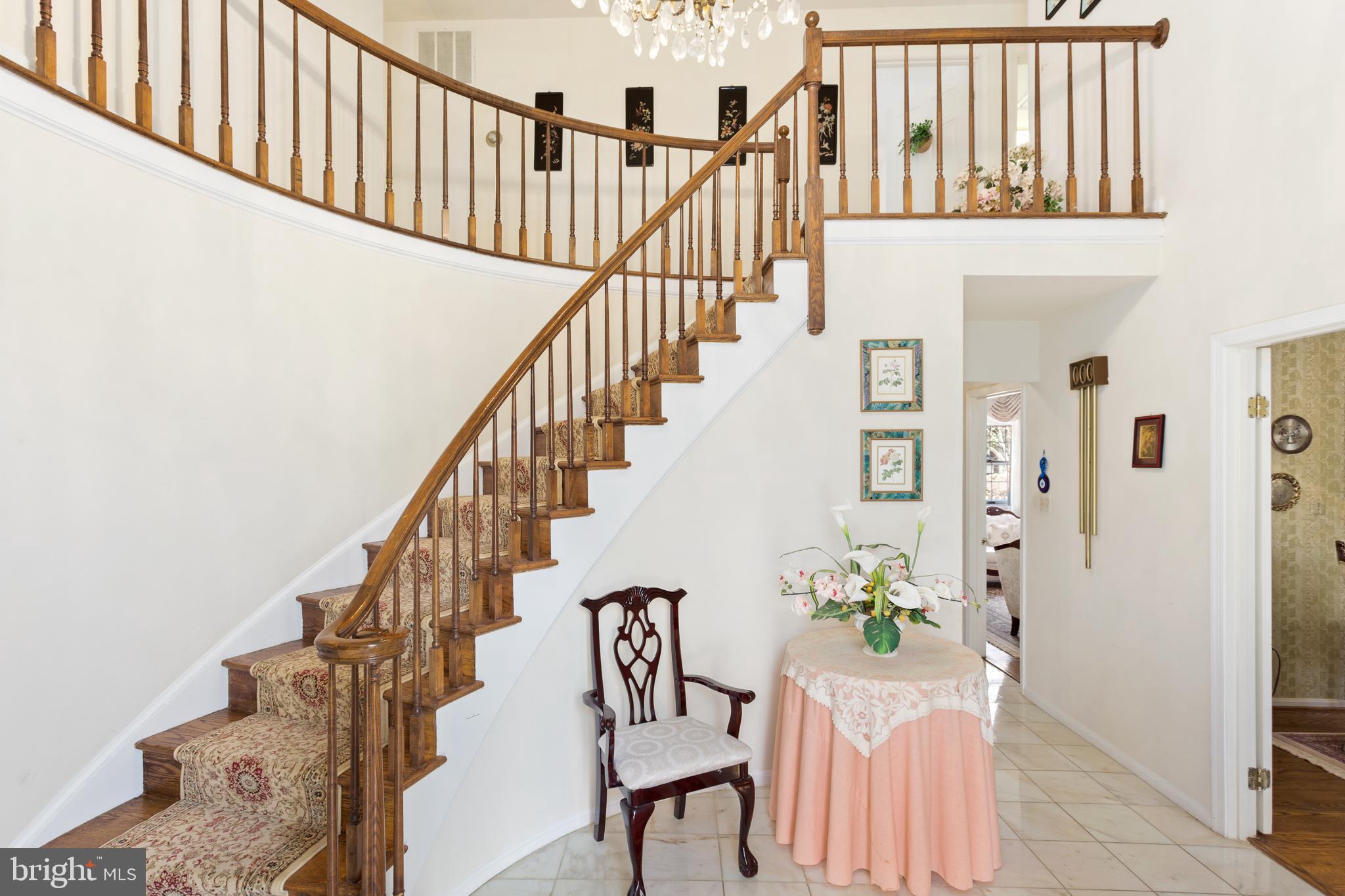 10525 SUMMERWIND LANE