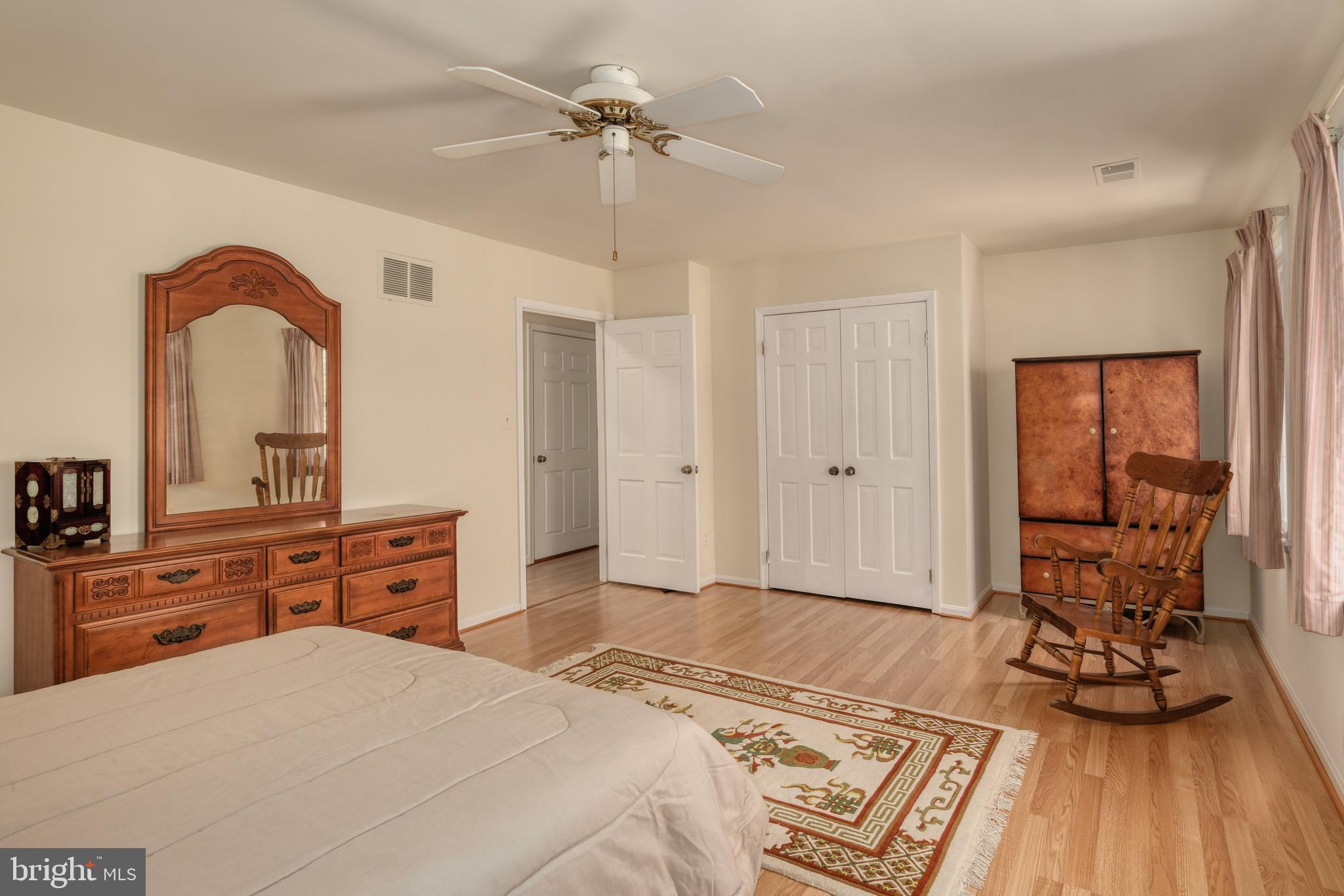 10525 SUMMERWIND LANE