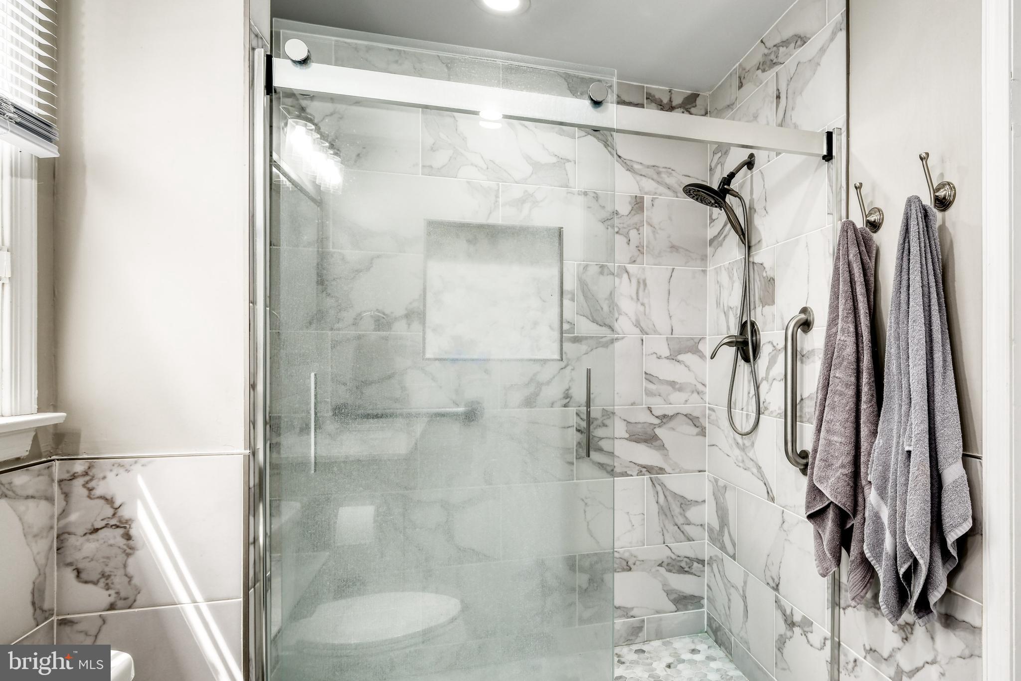 10525 SUMMERWIND LANE