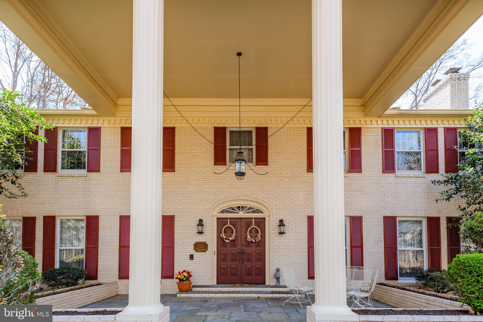 10525 SUMMERWIND LANE