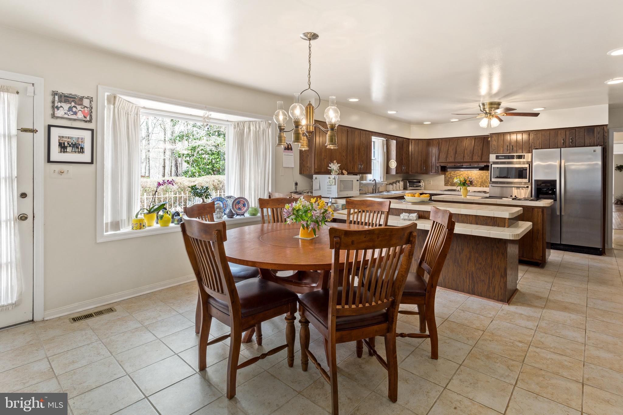 10525 SUMMERWIND LANE