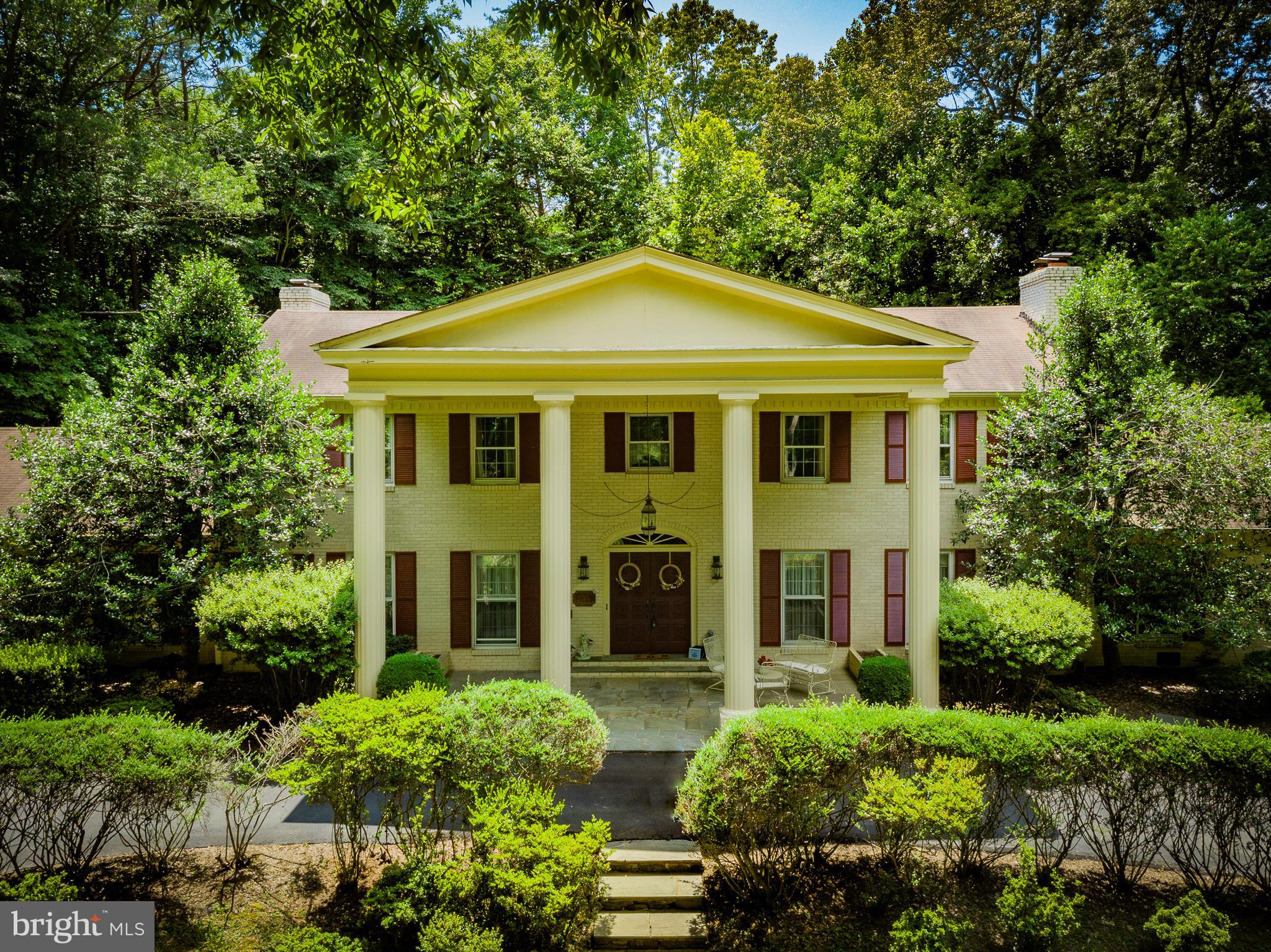 10525 SUMMERWIND LANE