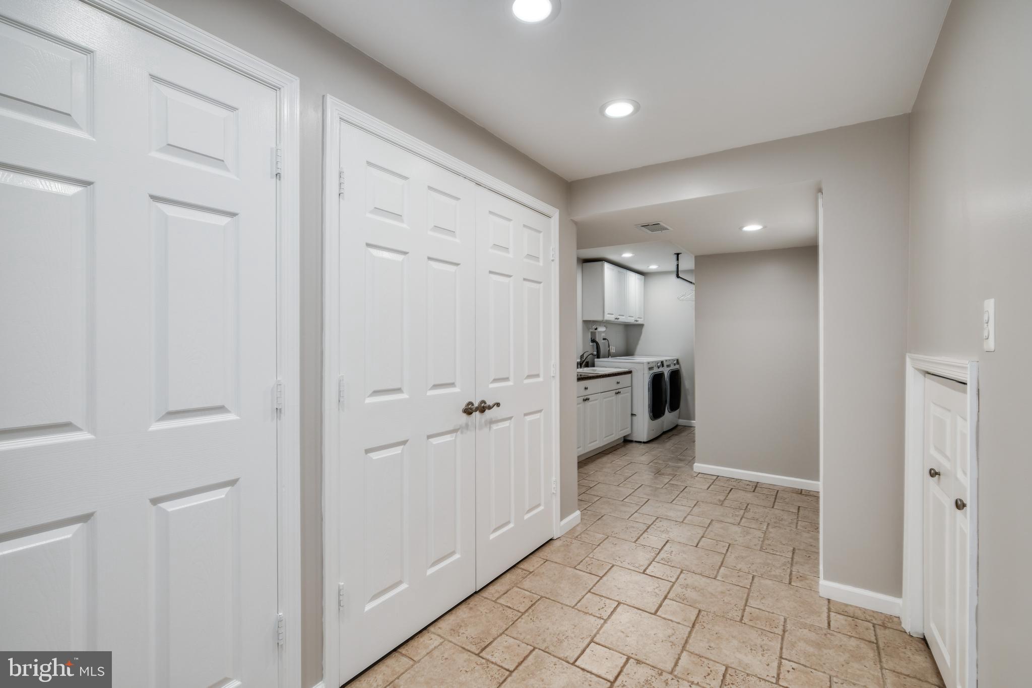 10222 STEAMBOAT LANDING LANE