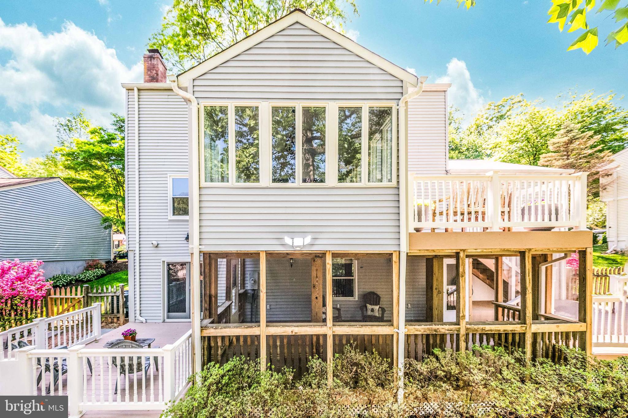 10222 STEAMBOAT LANDING LANE