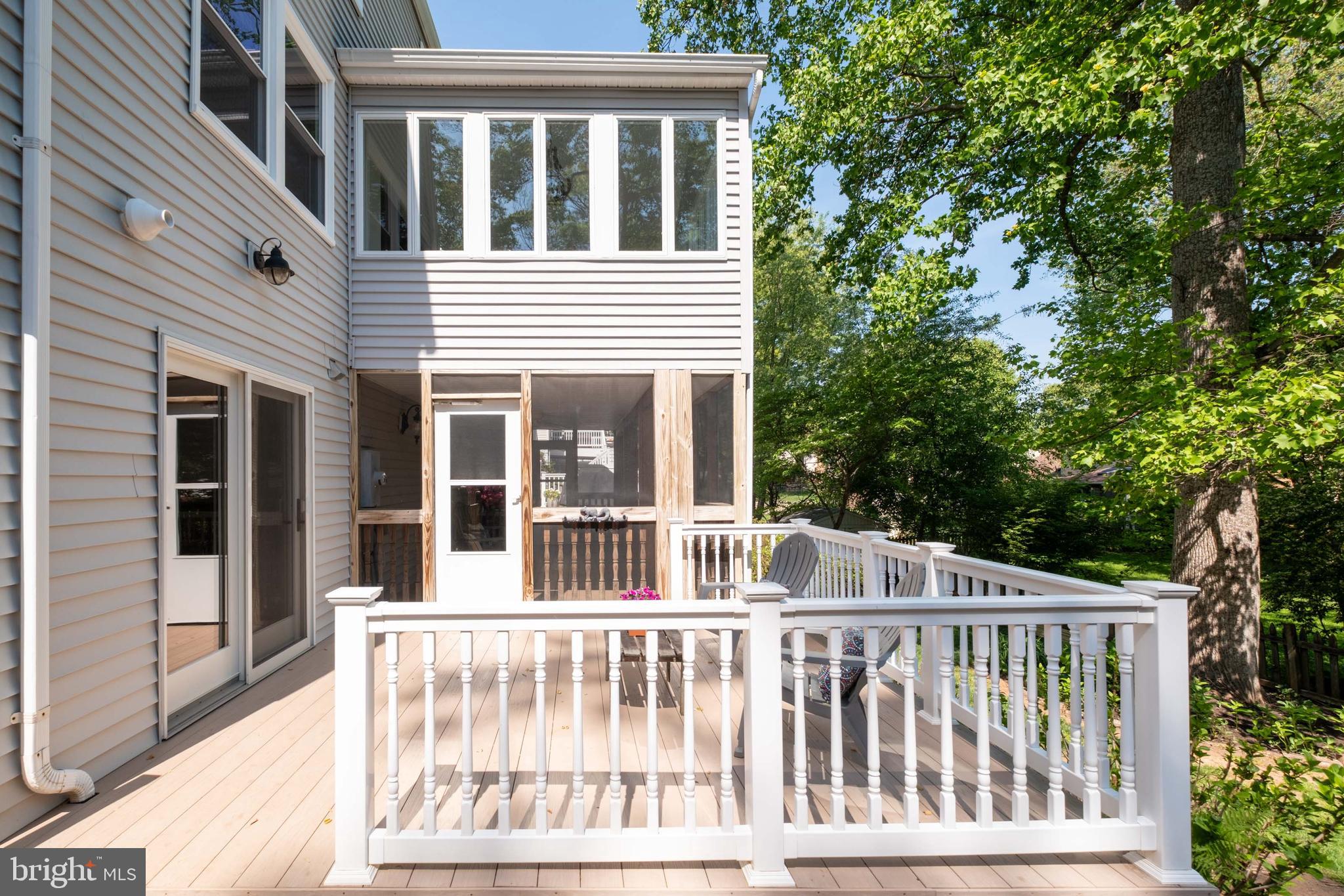 10222 STEAMBOAT LANDING LANE