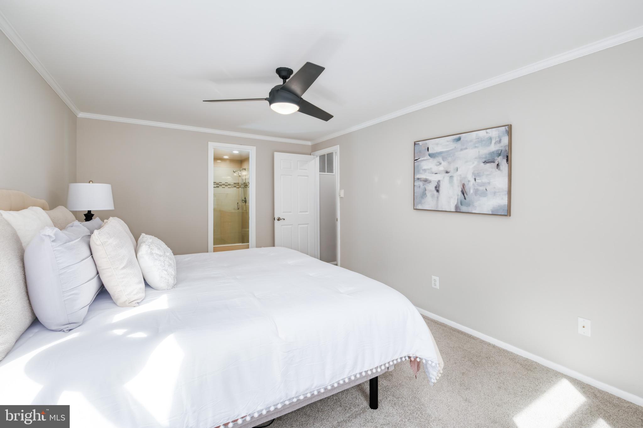 10222 STEAMBOAT LANDING LANE