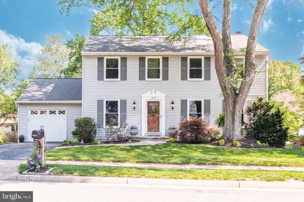10222 STEAMBOAT LANDING LANE