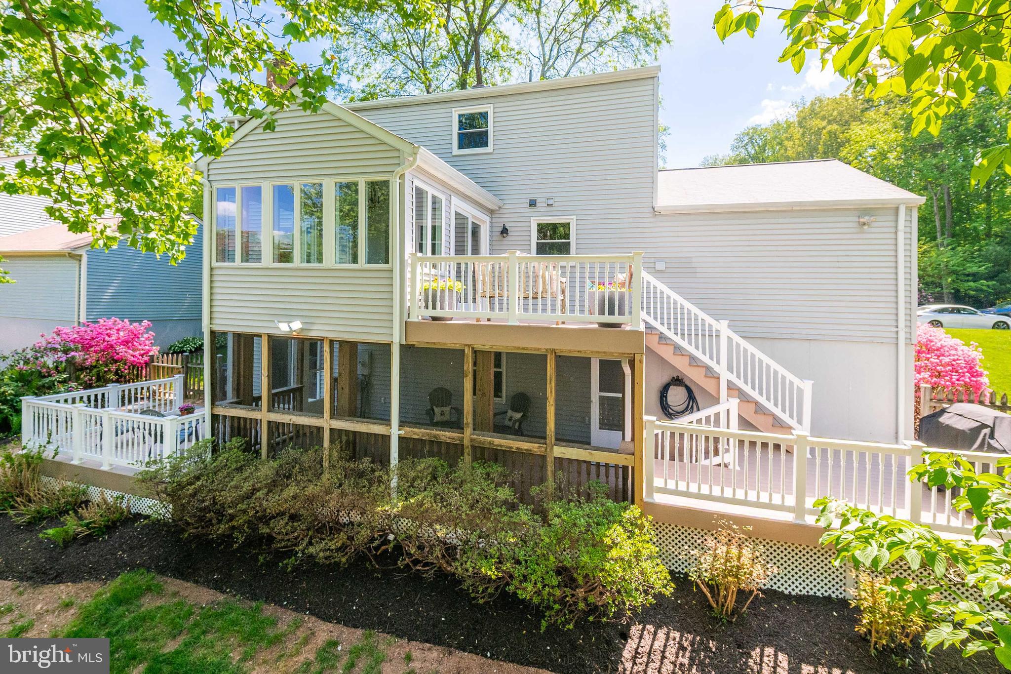 10222 STEAMBOAT LANDING LANE