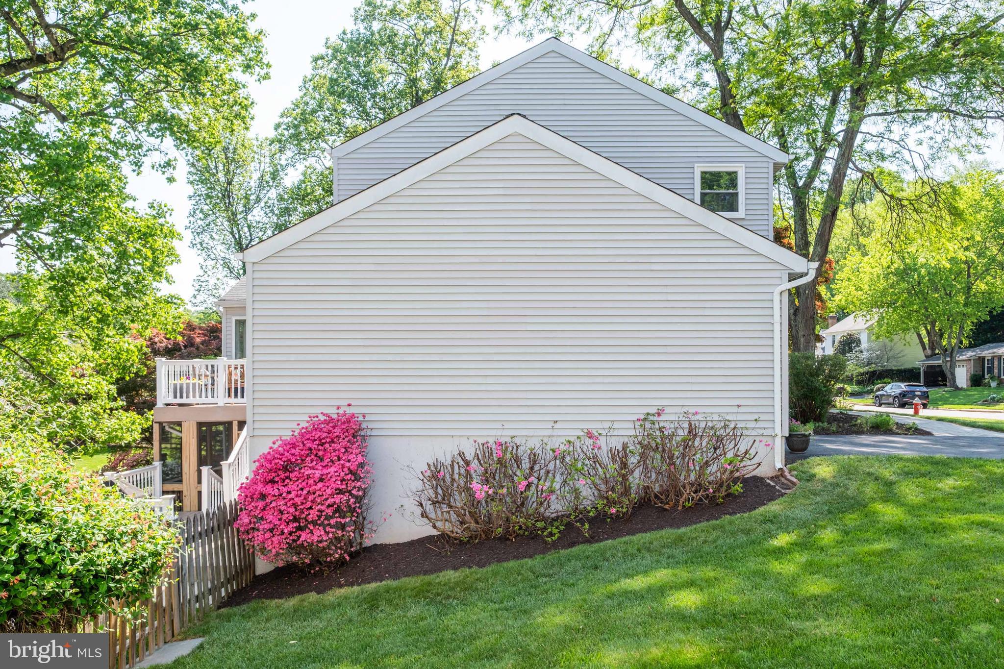 10222 STEAMBOAT LANDING LANE