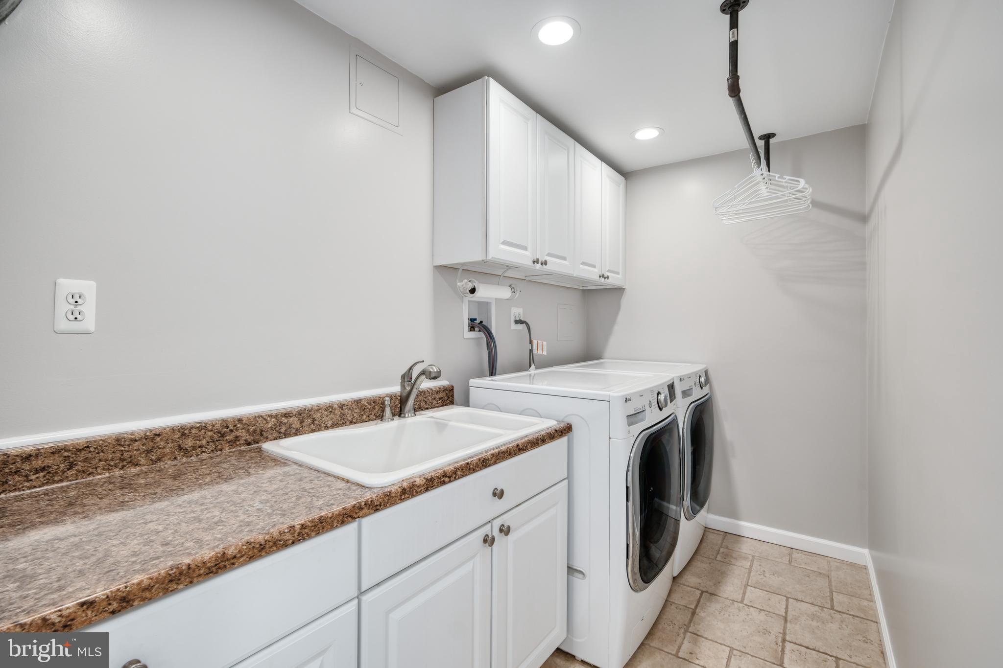 10222 STEAMBOAT LANDING LANE