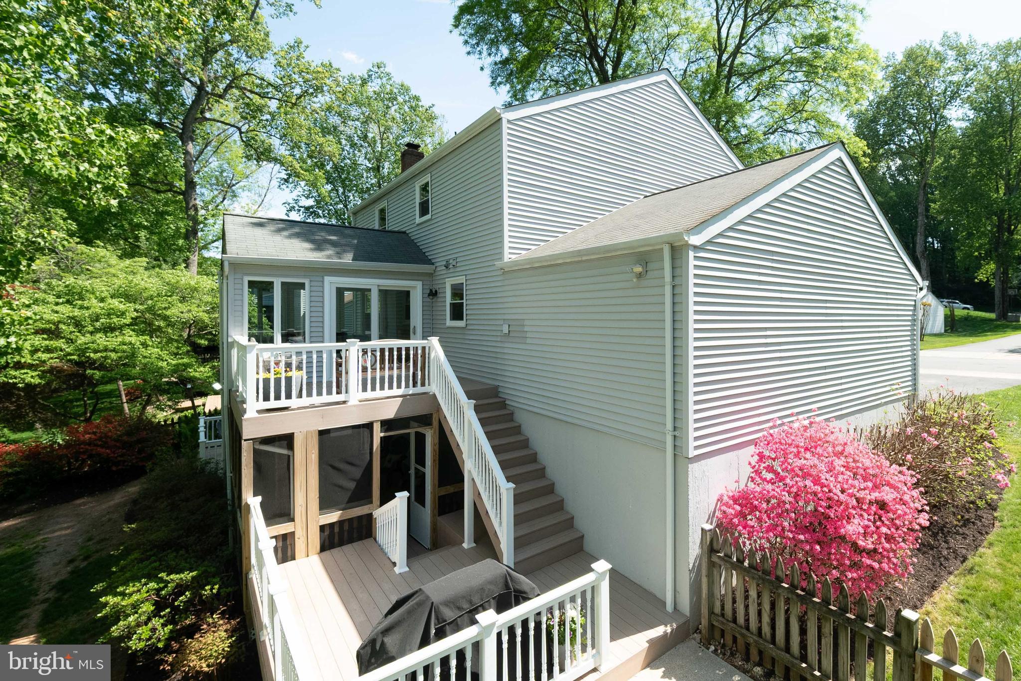 10222 STEAMBOAT LANDING LANE