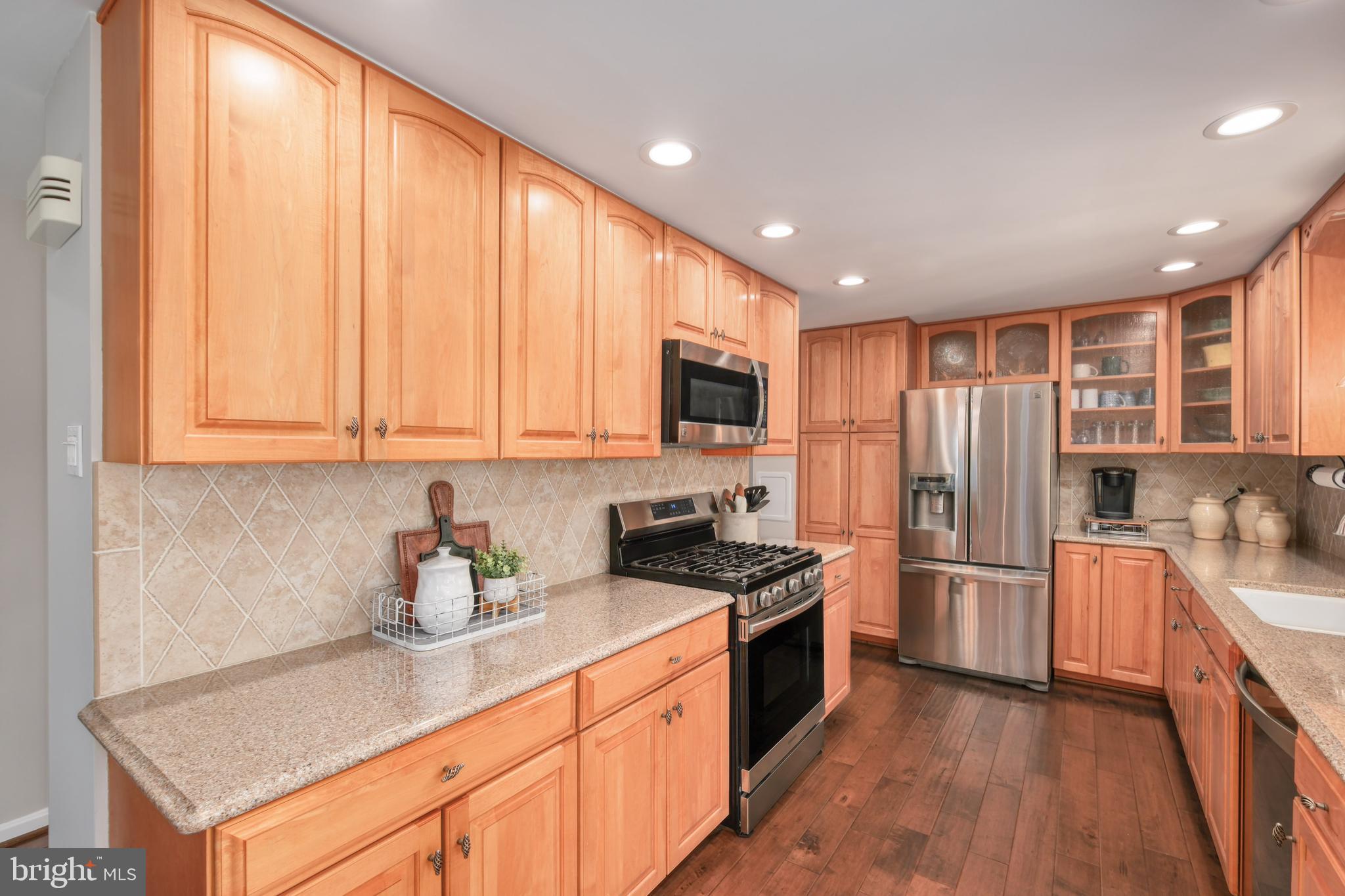 10222 STEAMBOAT LANDING LANE