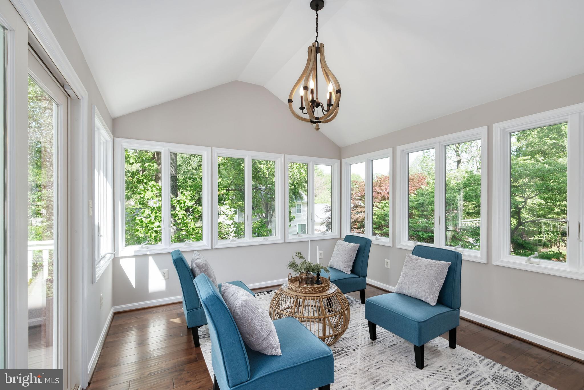10222 STEAMBOAT LANDING LANE