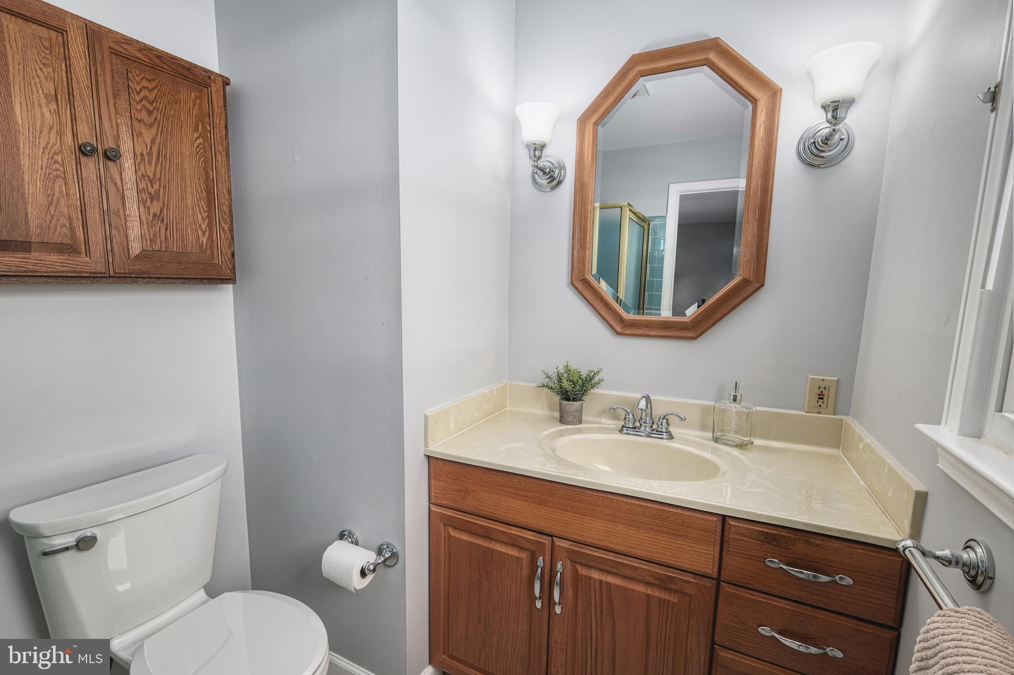 9121 DONNA DEAN DRIVE