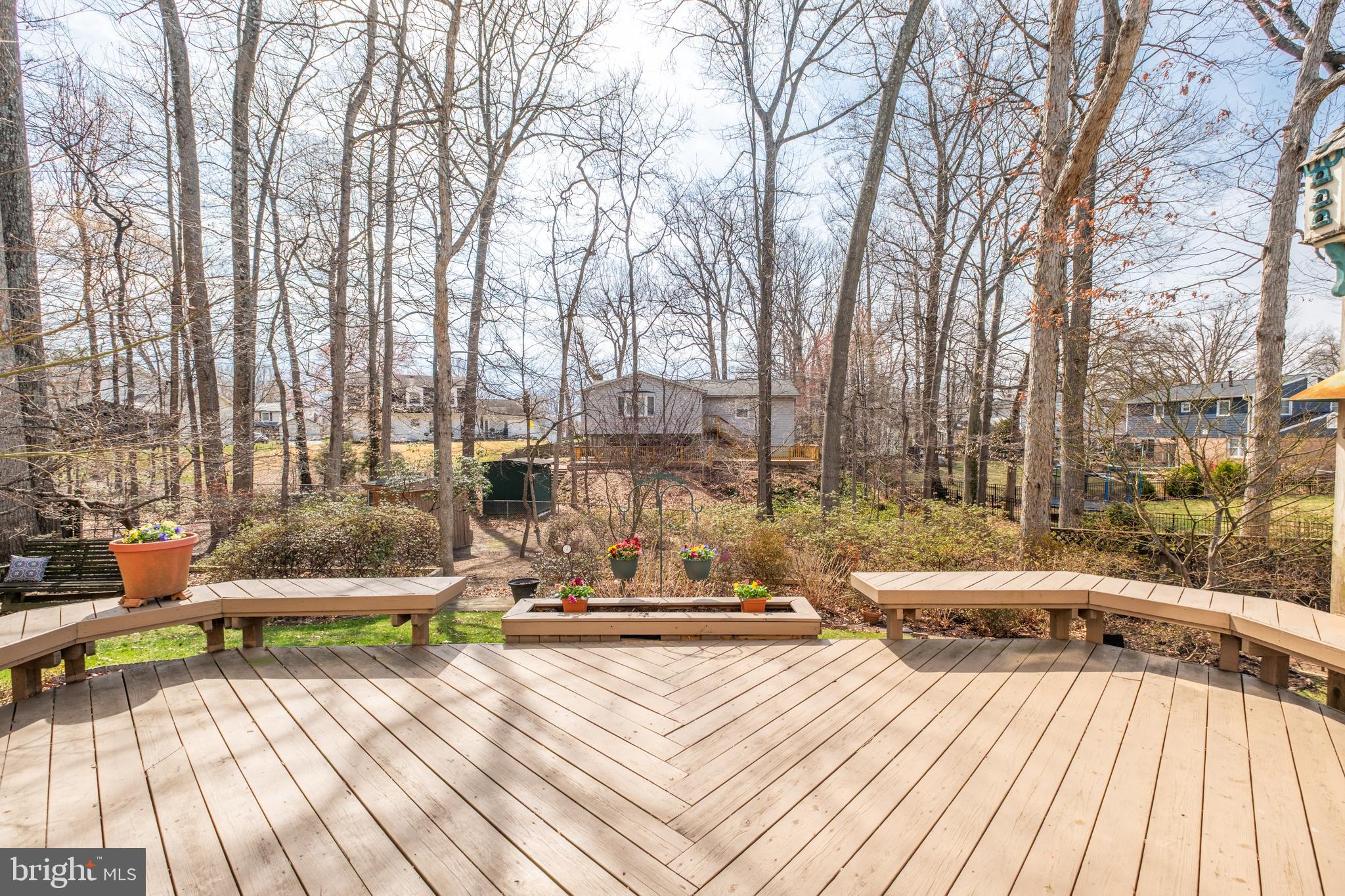 9121 DONNA DEAN DRIVE