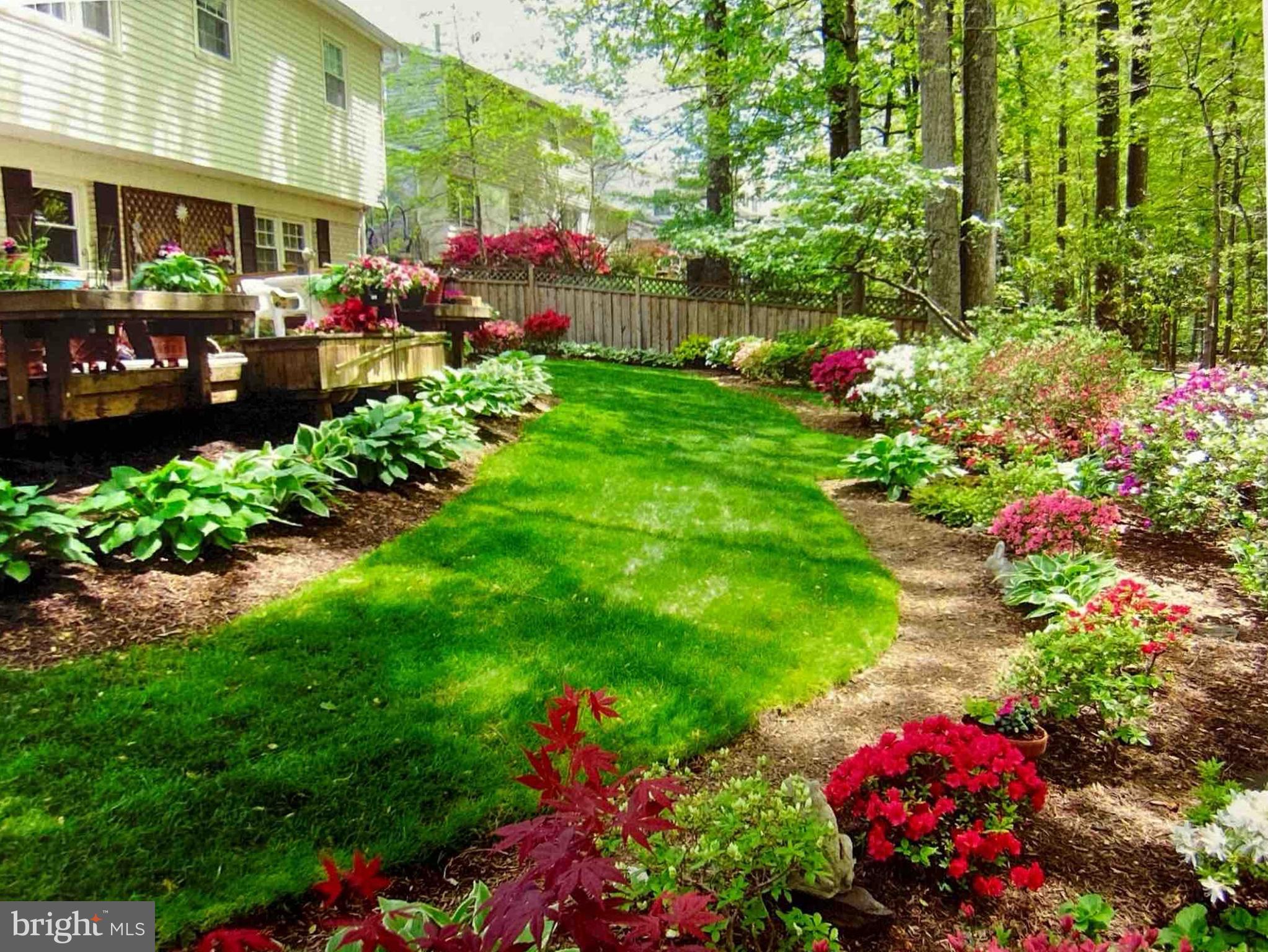 9121 DONNA DEAN DRIVE