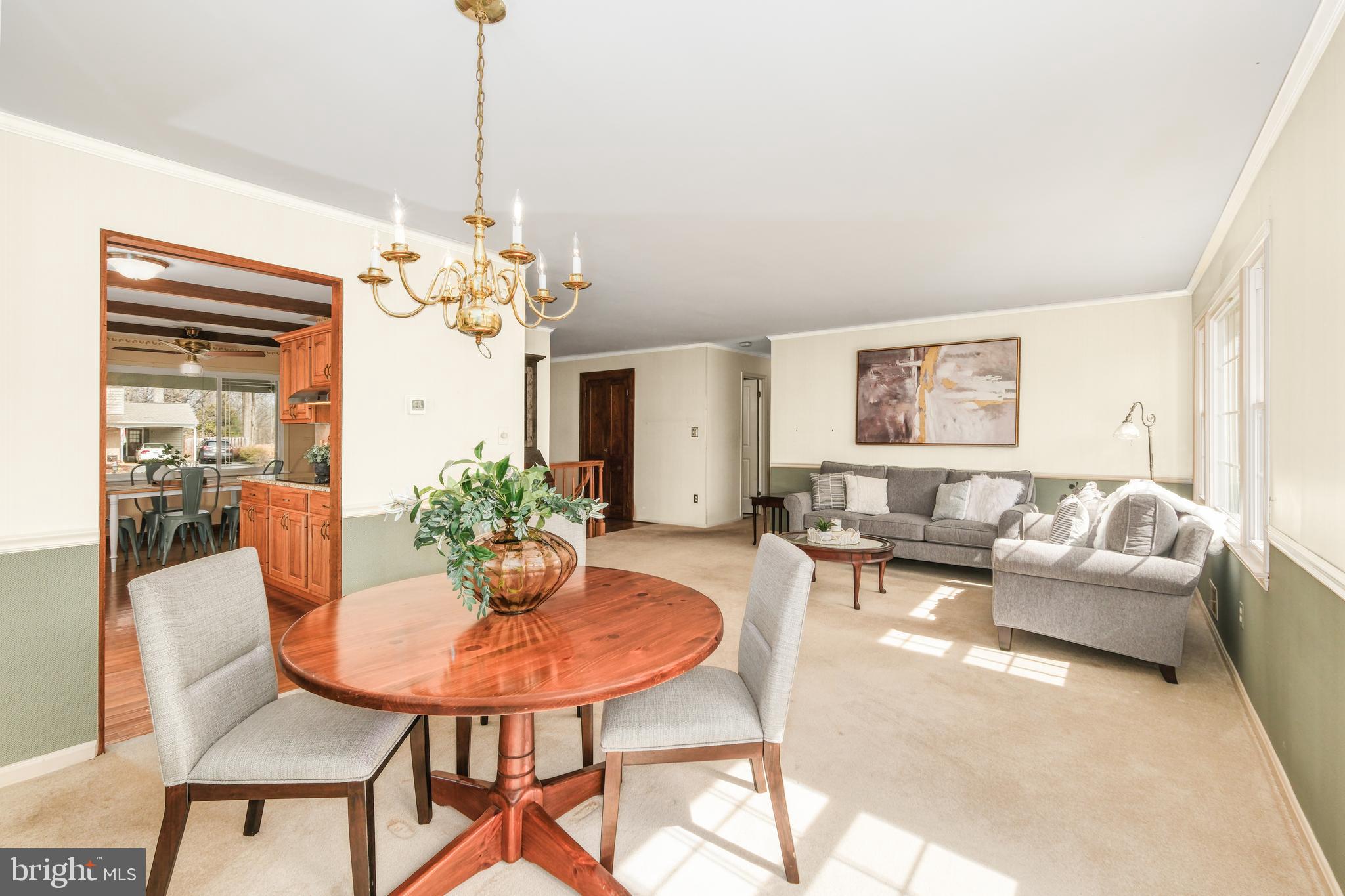 9121 DONNA DEAN DRIVE