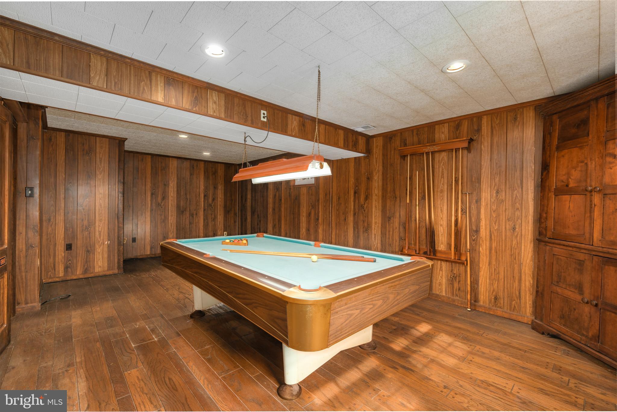 9121 DONNA DEAN DRIVE