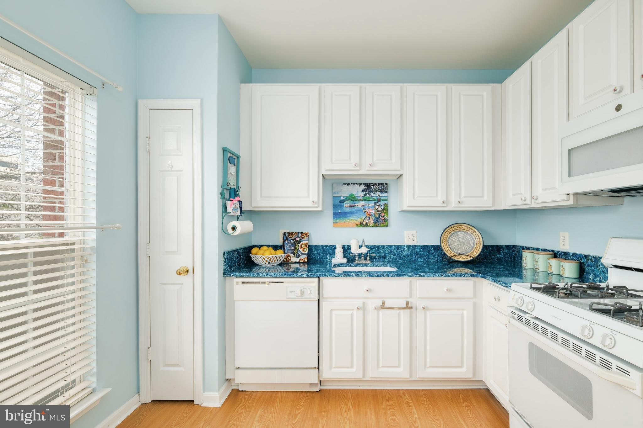 4132 FOUNTAINSIDE LANE 204