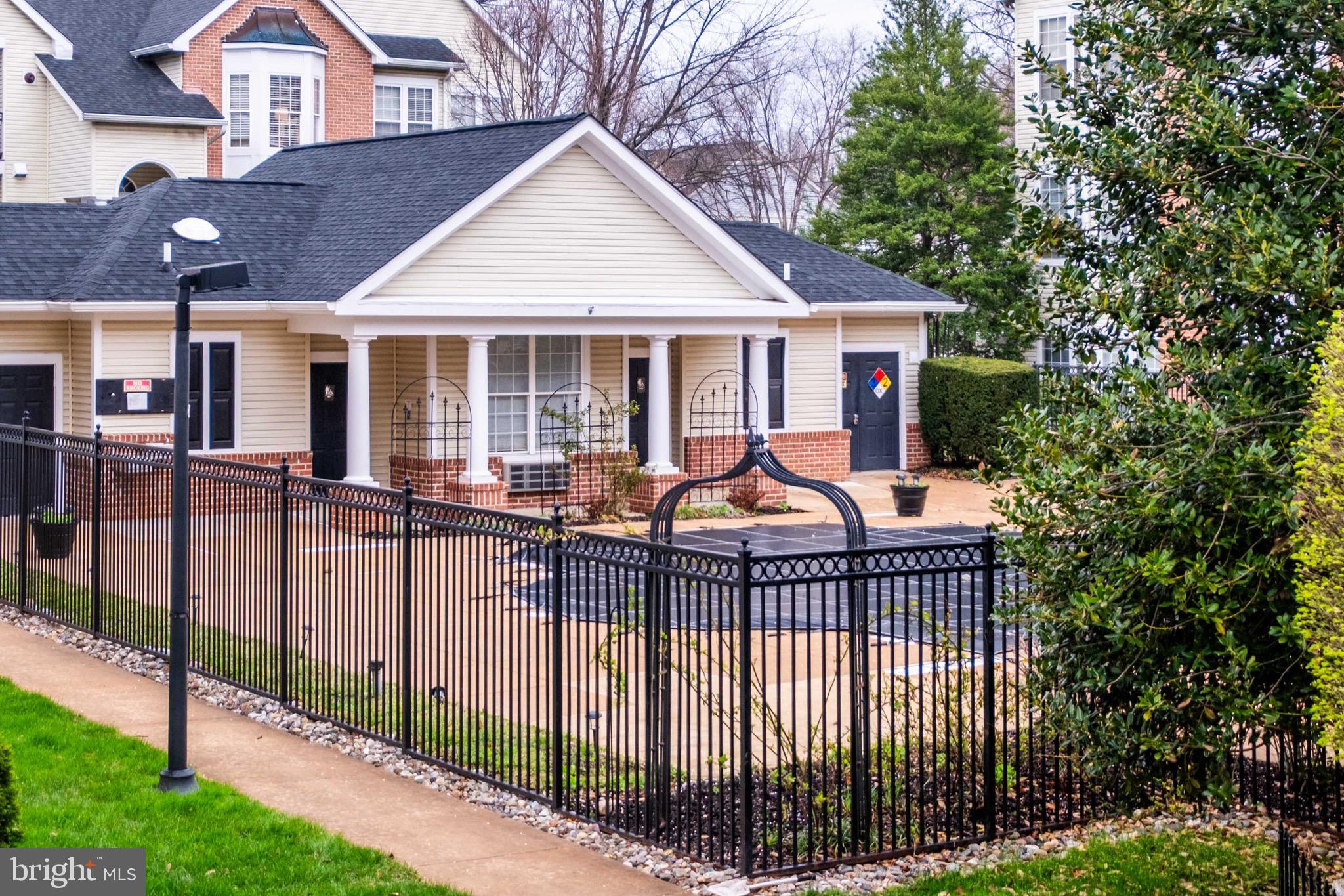 4132 FOUNTAINSIDE LANE 204