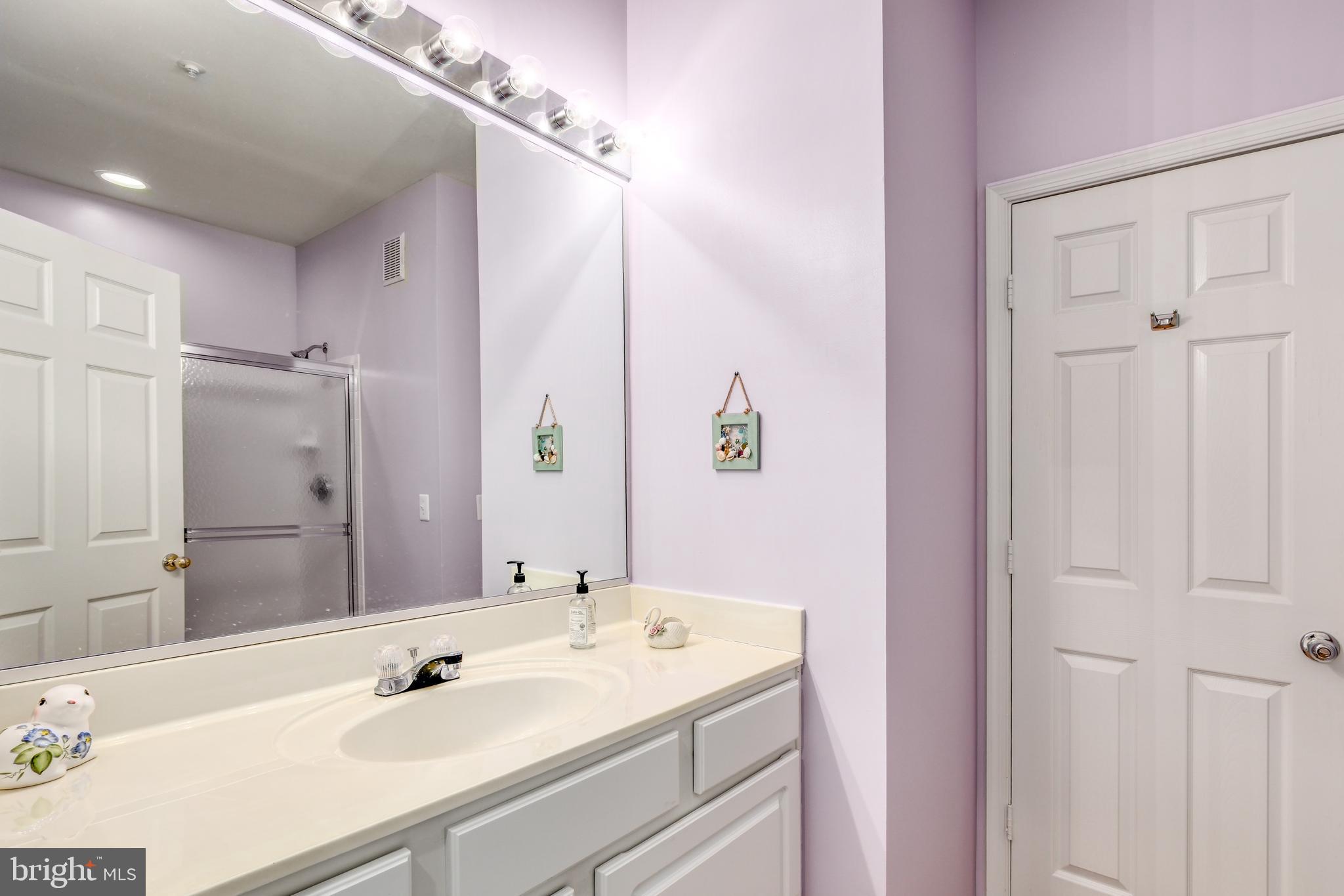 4132 FOUNTAINSIDE LANE 204