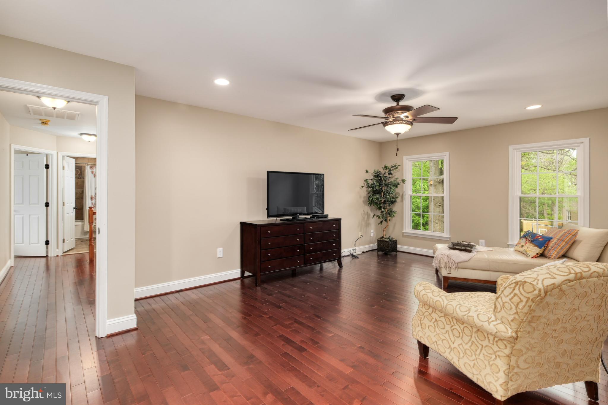 7904 WILLFIELD COURT