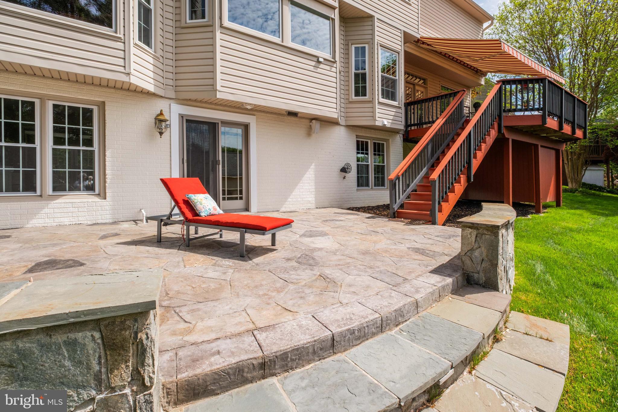 7904 WILLFIELD COURT