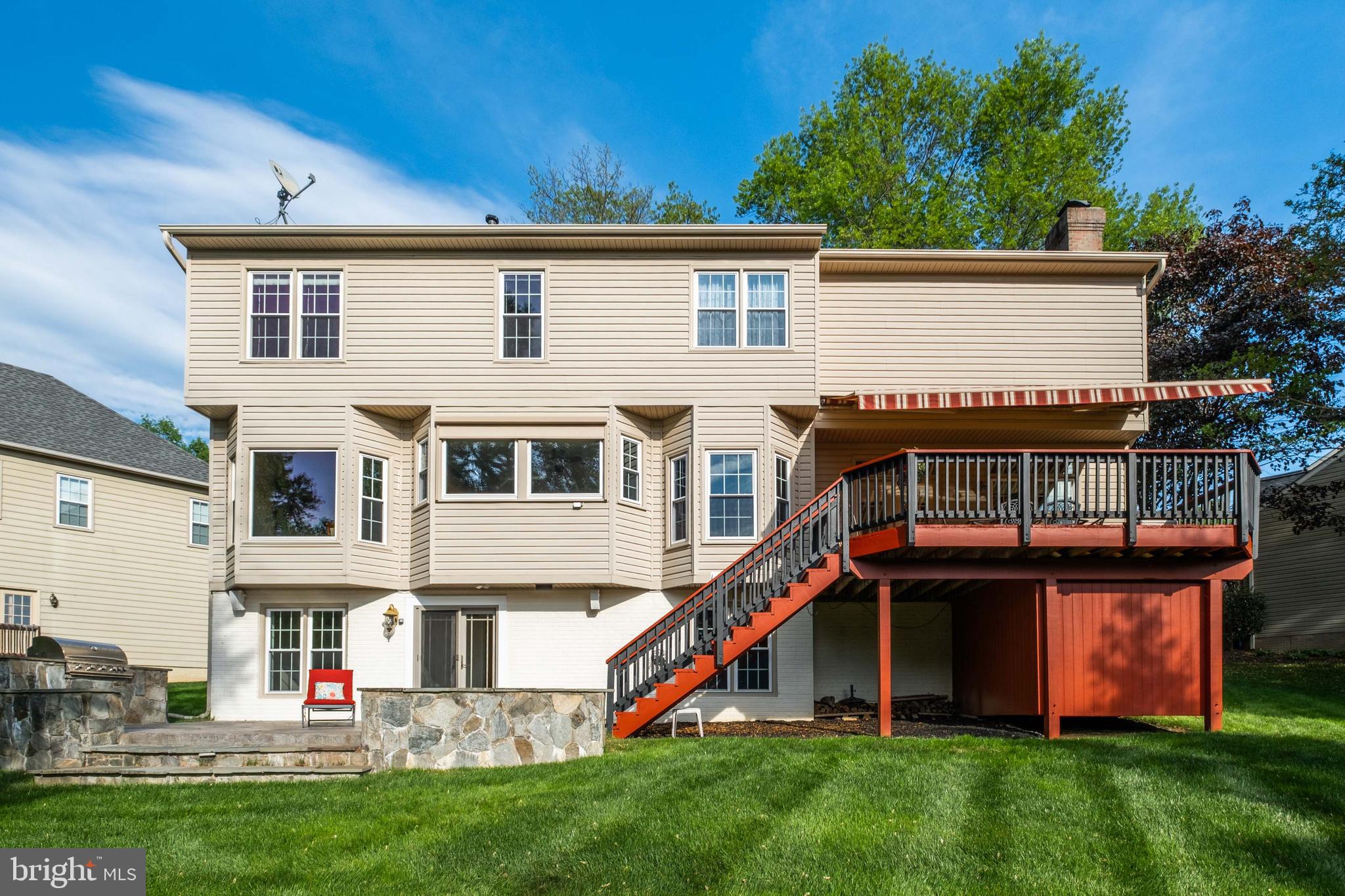 7904 WILLFIELD COURT