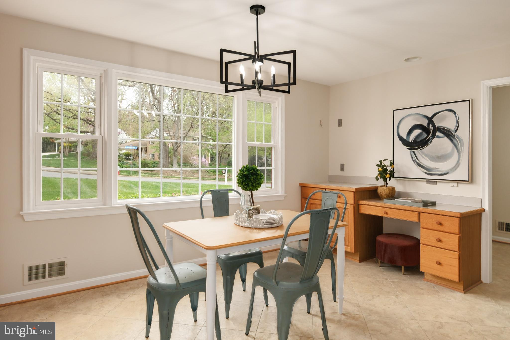 8709 POWDER HORN ROAD