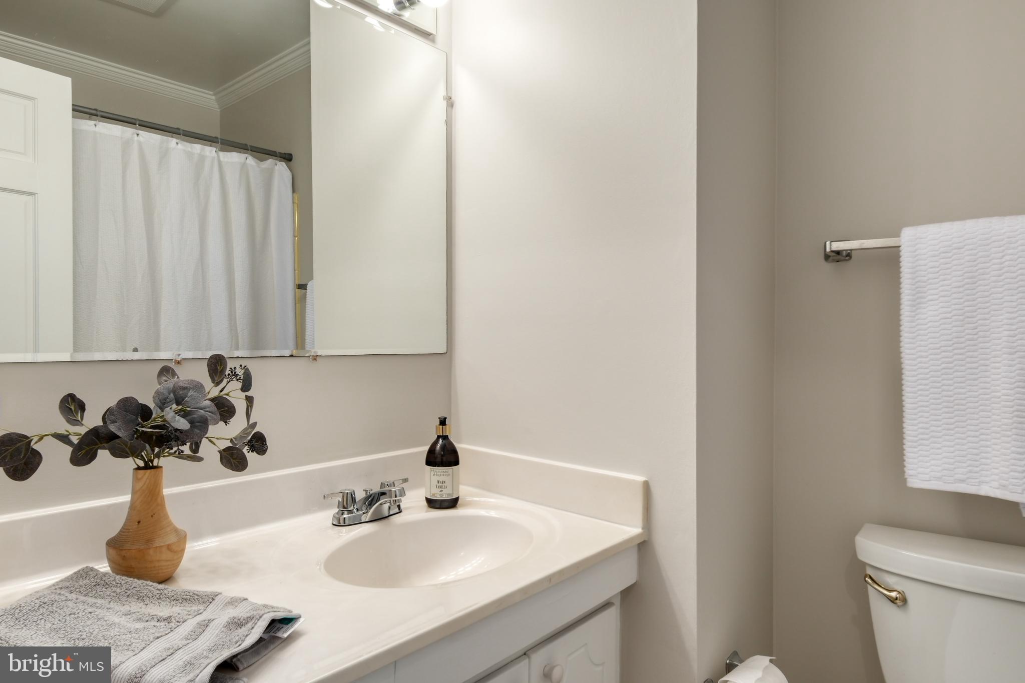 8709 POWDER HORN ROAD