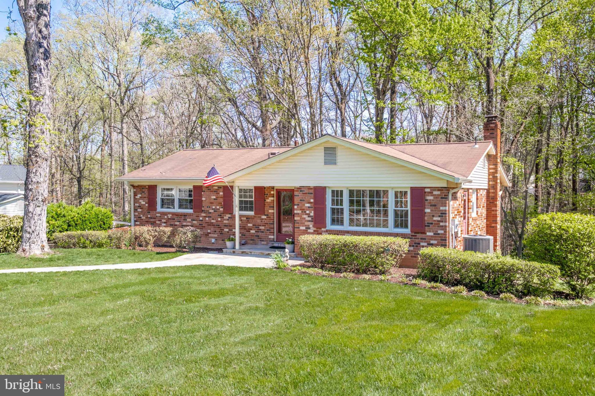 8709 POWDER HORN ROAD