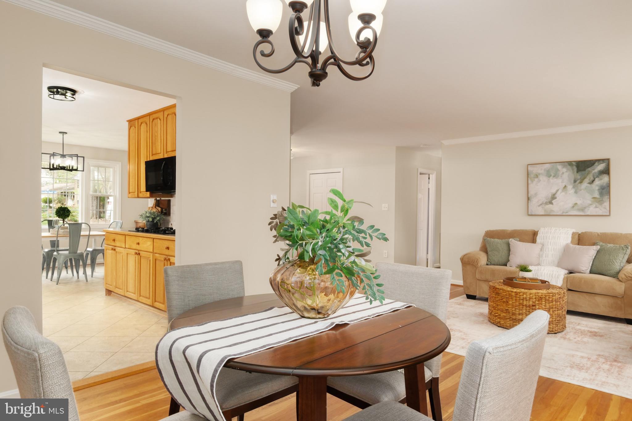 8709 POWDER HORN ROAD