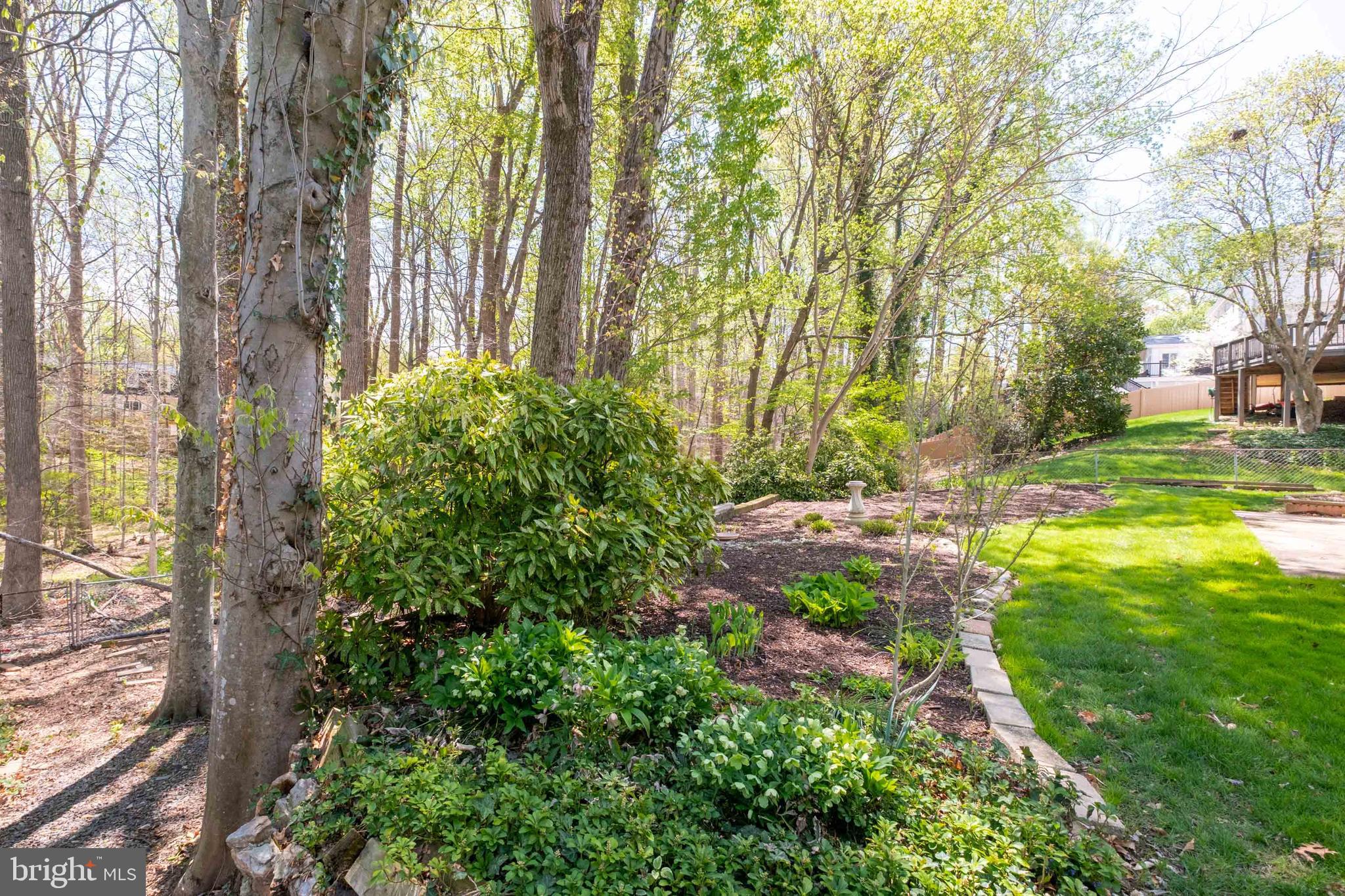 8709 POWDER HORN ROAD