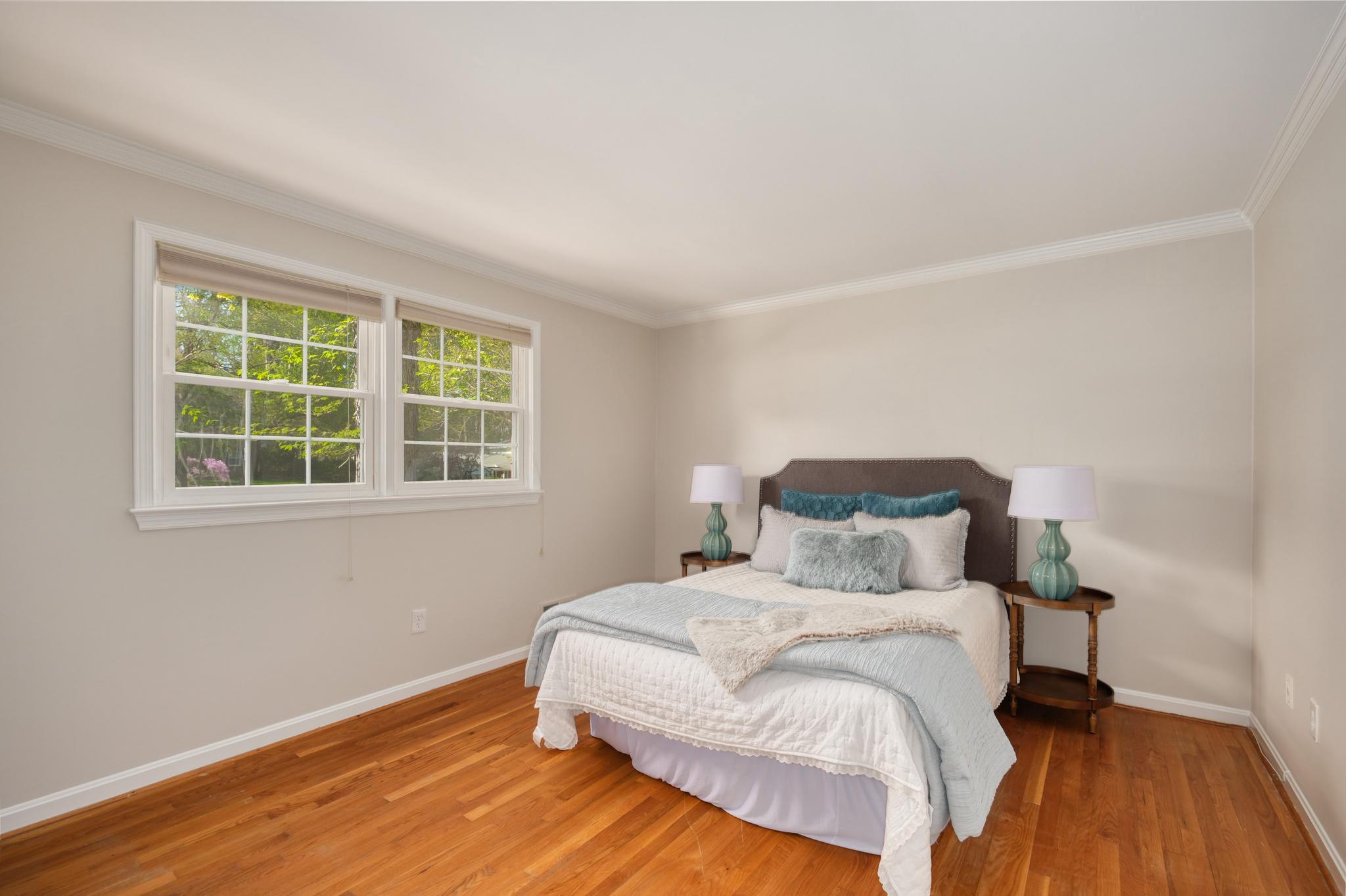 8709 POWDER HORN ROAD