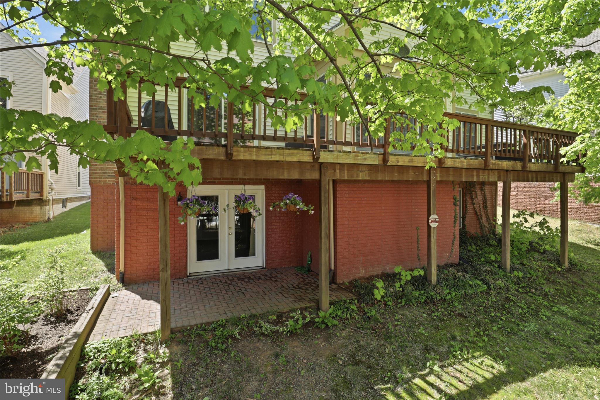 3424 SILVER MAPLE PLACE