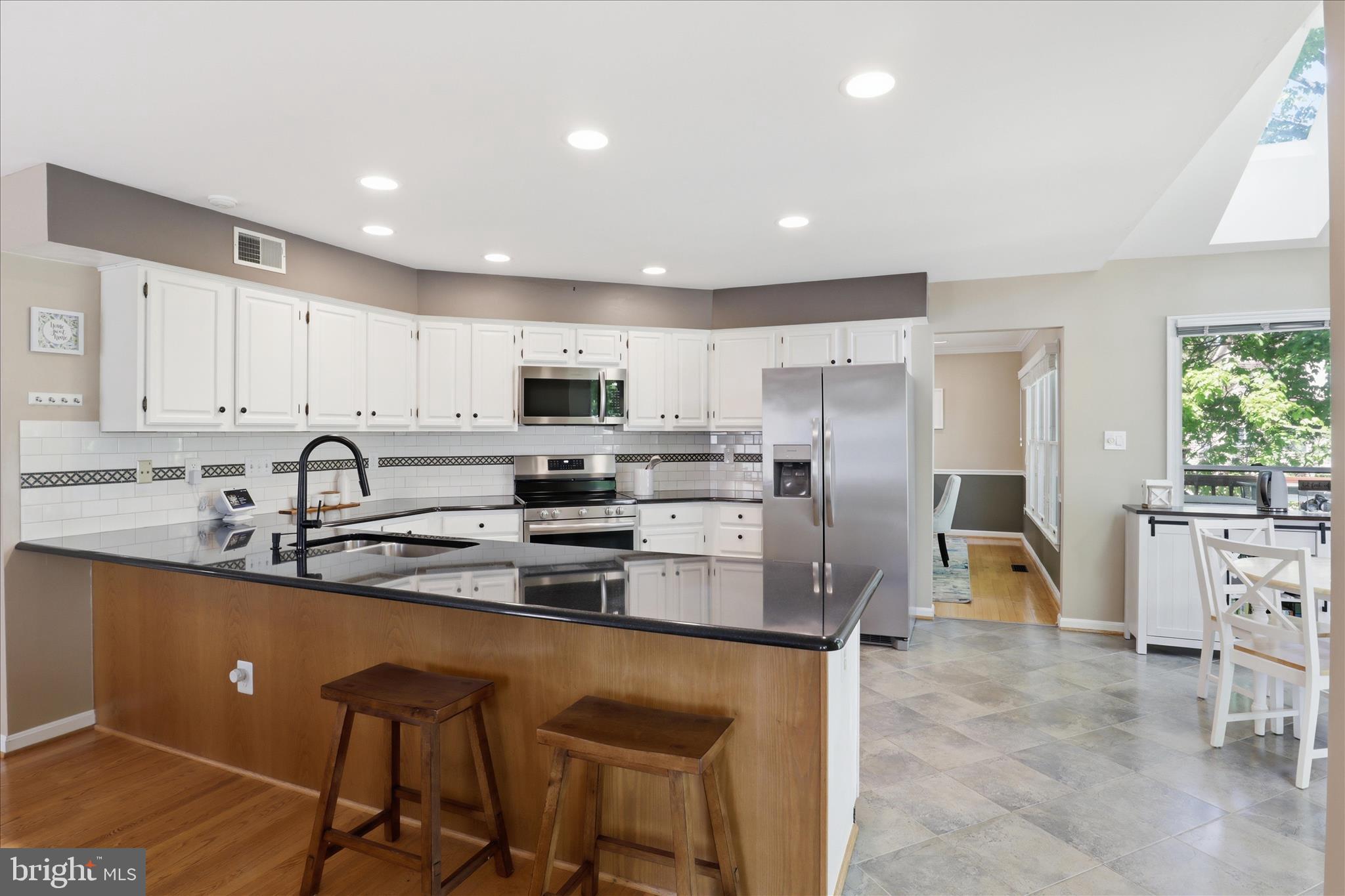 3424 SILVER MAPLE PLACE