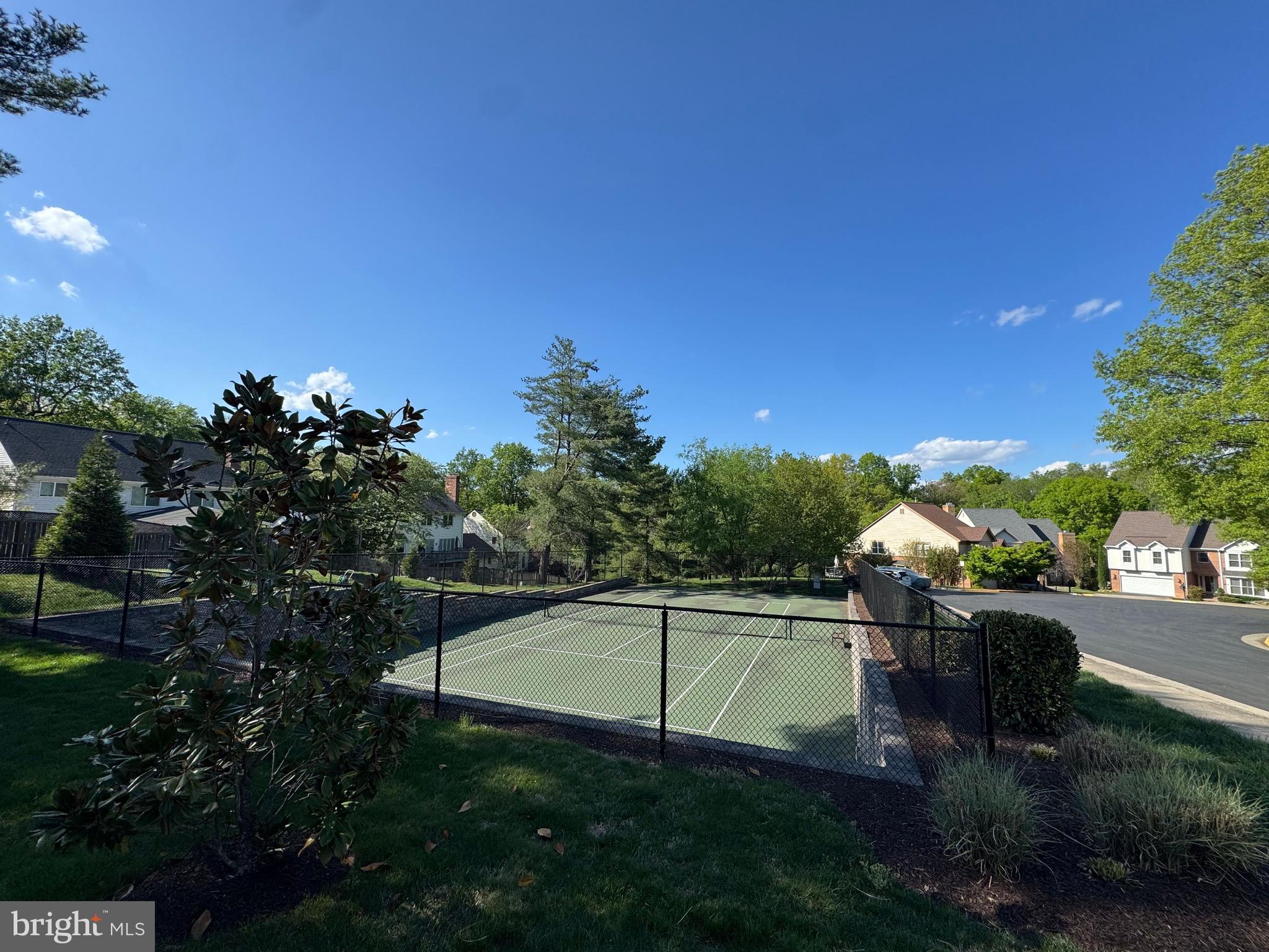 3424 SILVER MAPLE PLACE