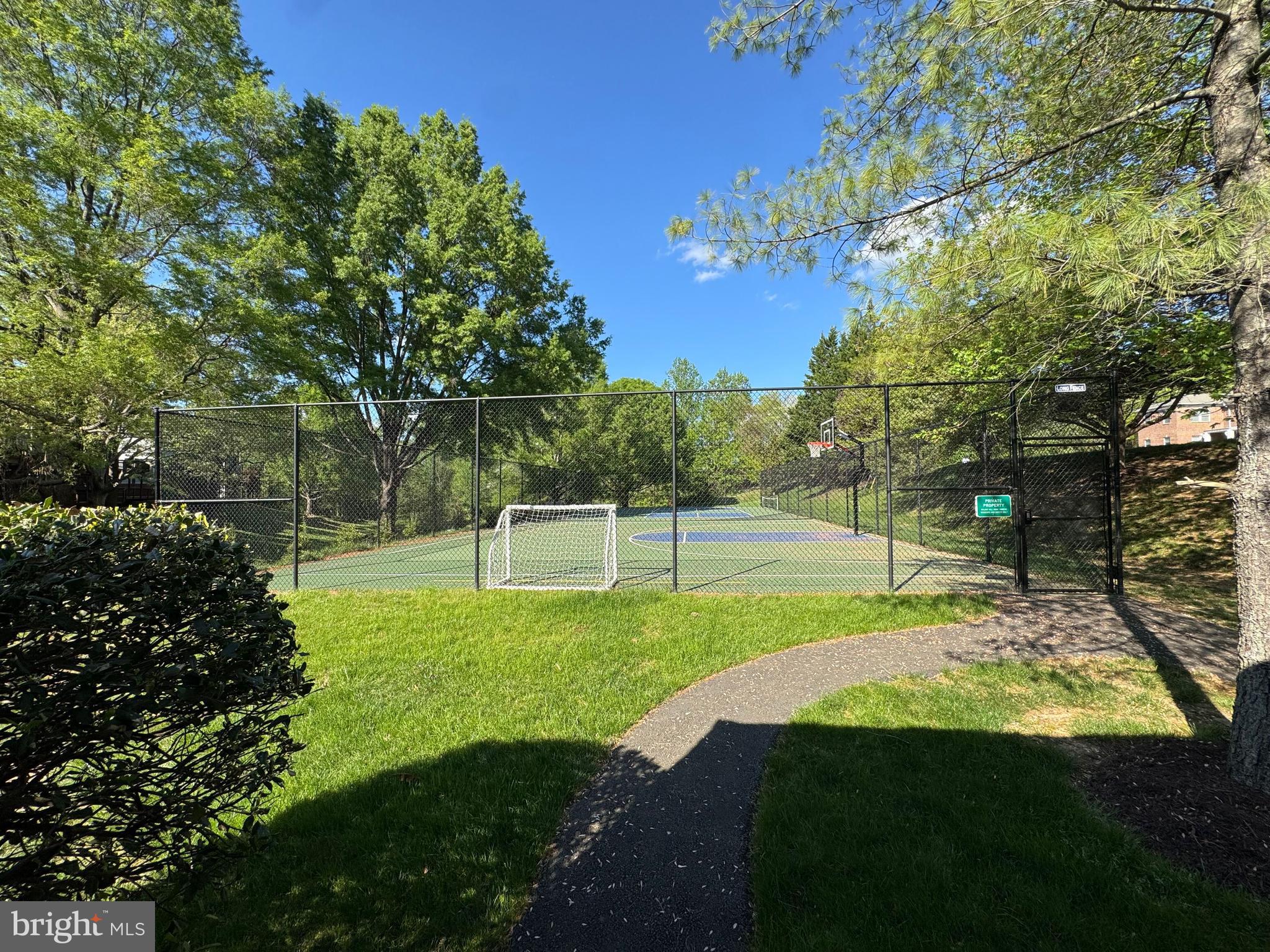 3424 SILVER MAPLE PLACE