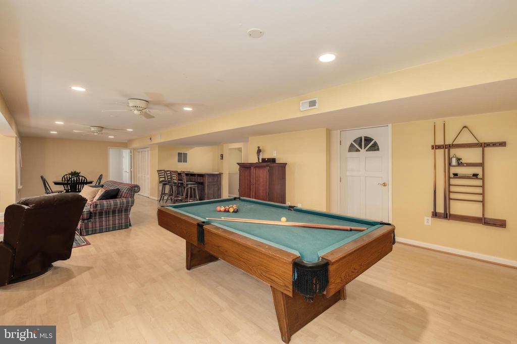 7811 THORNFIELD COURT