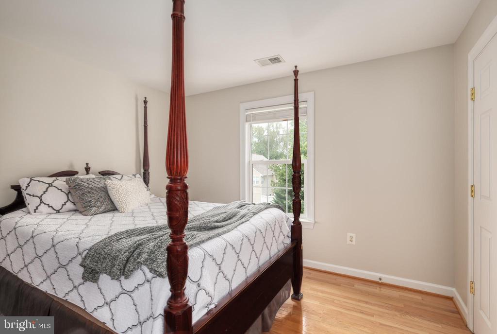 7811 THORNFIELD COURT