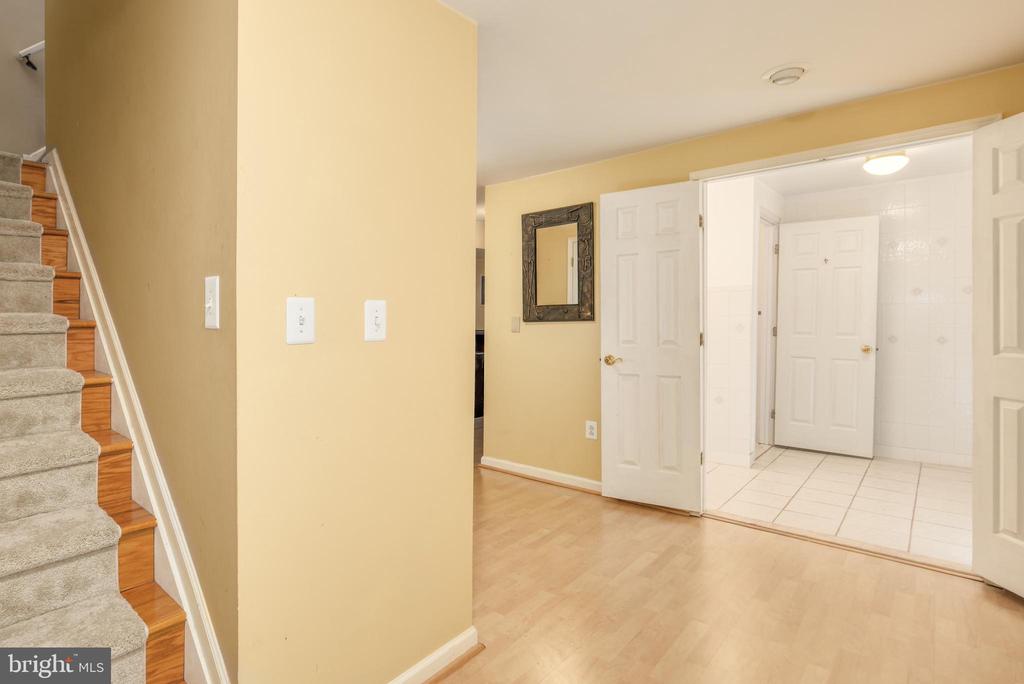 7811 THORNFIELD COURT