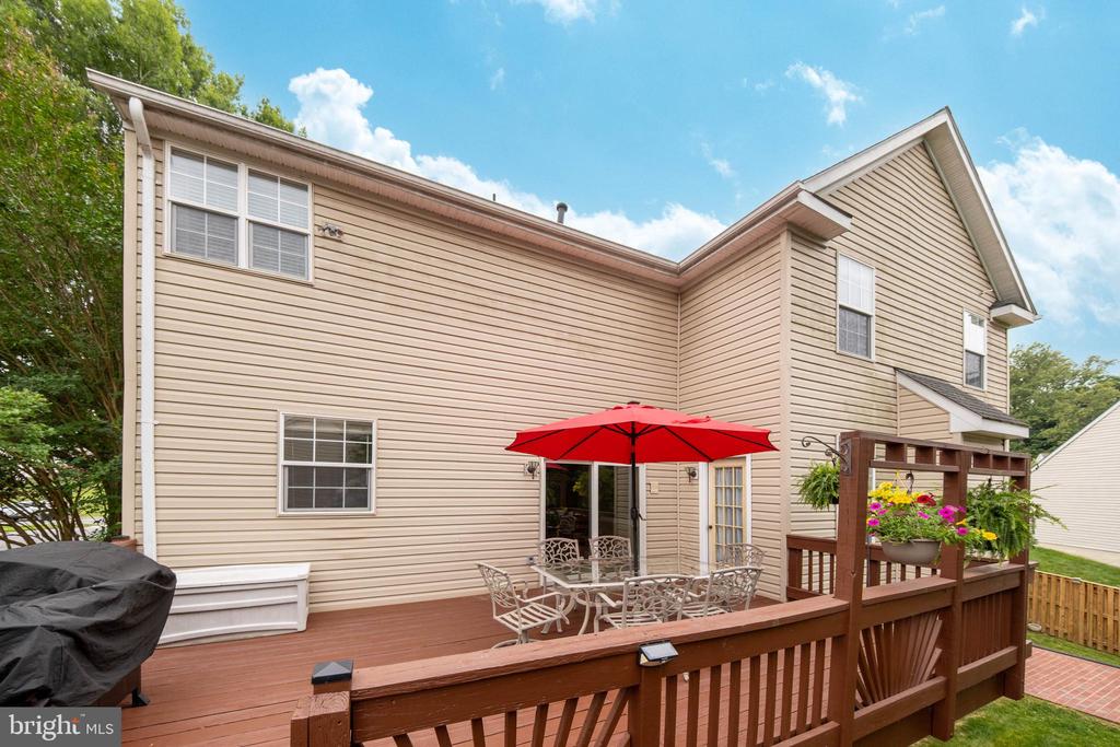 7811 THORNFIELD COURT