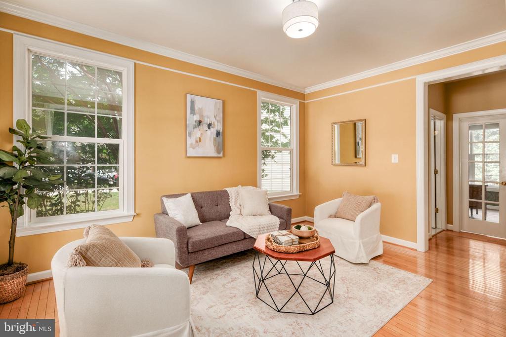 7811 THORNFIELD COURT