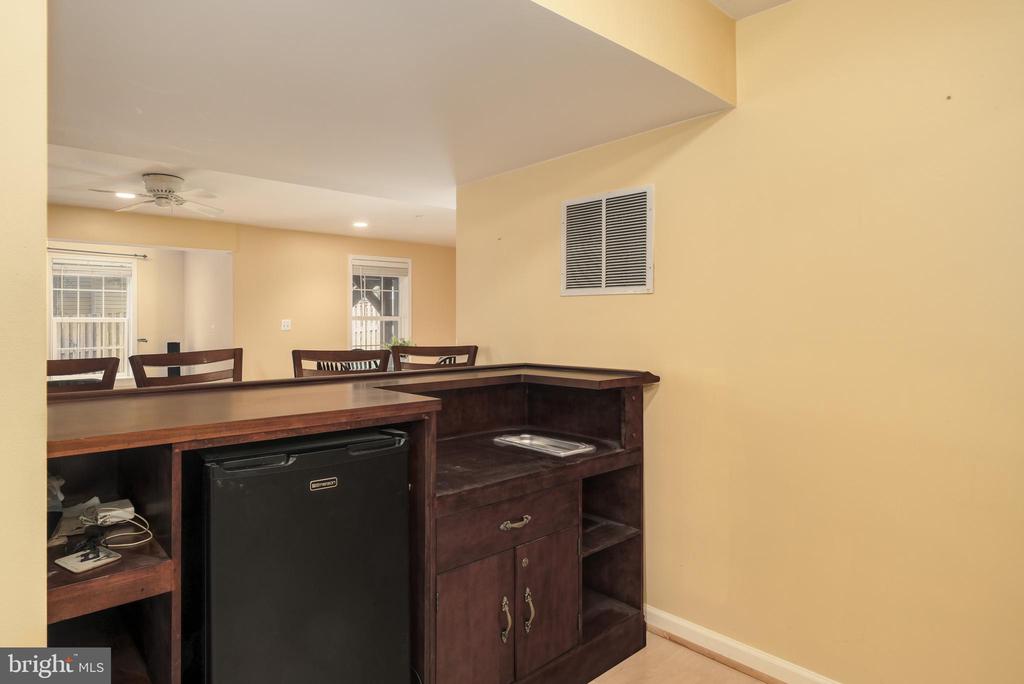 7811 THORNFIELD COURT