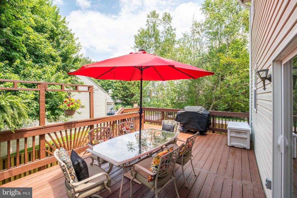 7811 THORNFIELD COURT