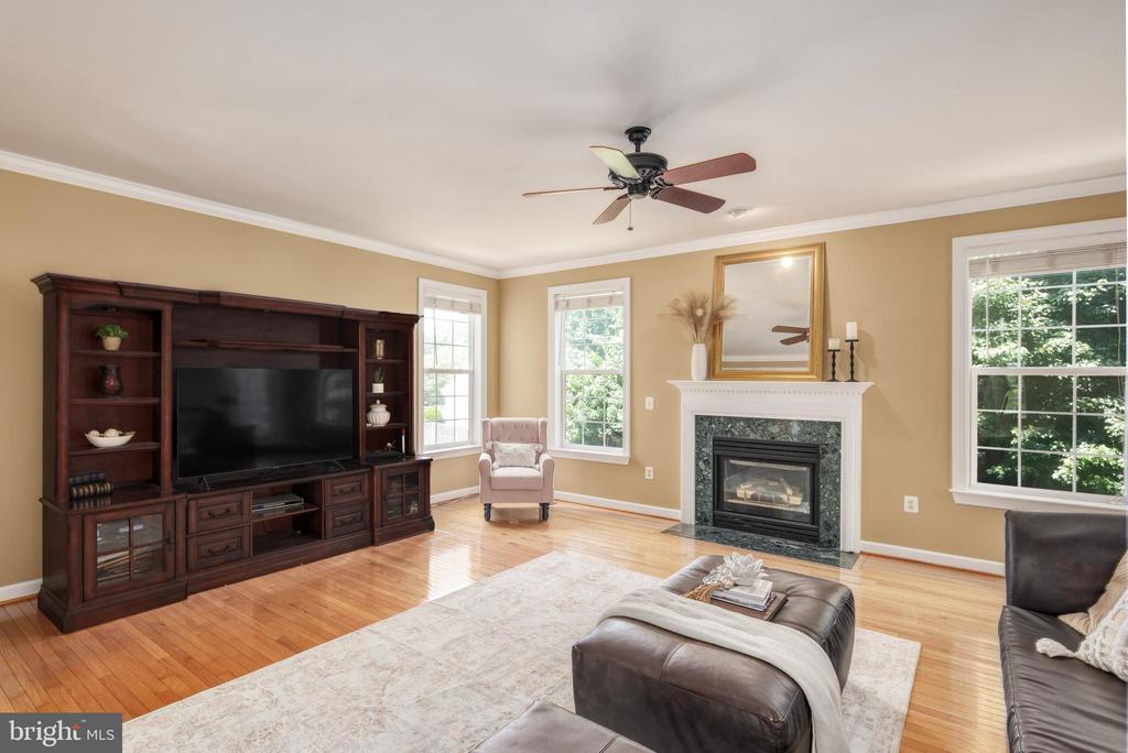 7811 THORNFIELD COURT