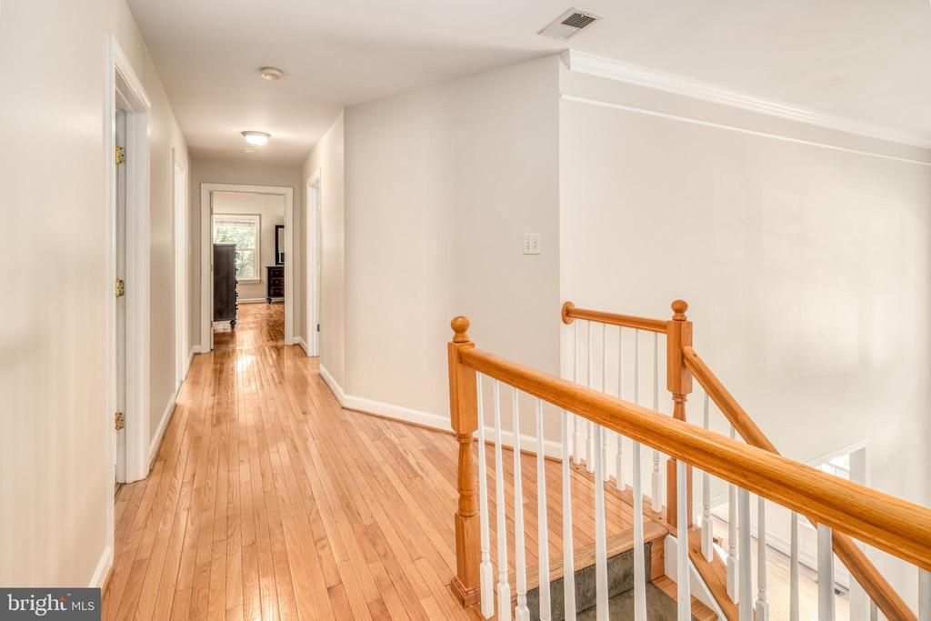 7811 THORNFIELD COURT