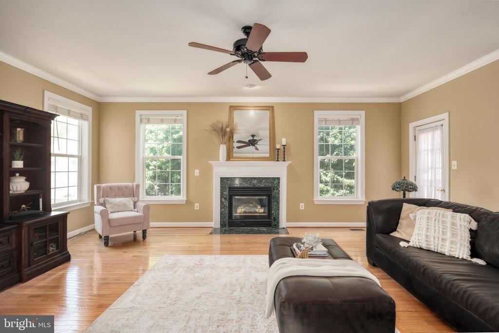 7811 THORNFIELD COURT