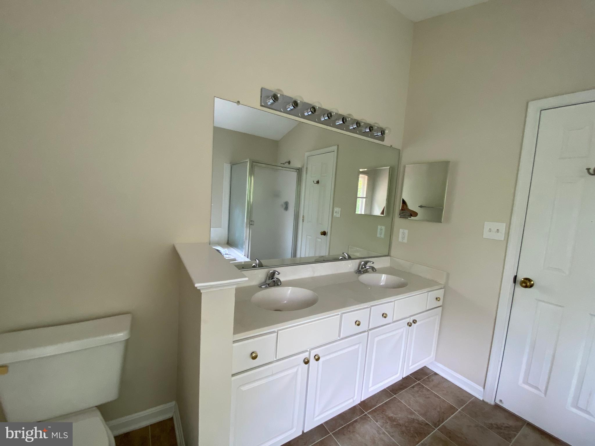 6555 KELSEY POINT CIRCLE